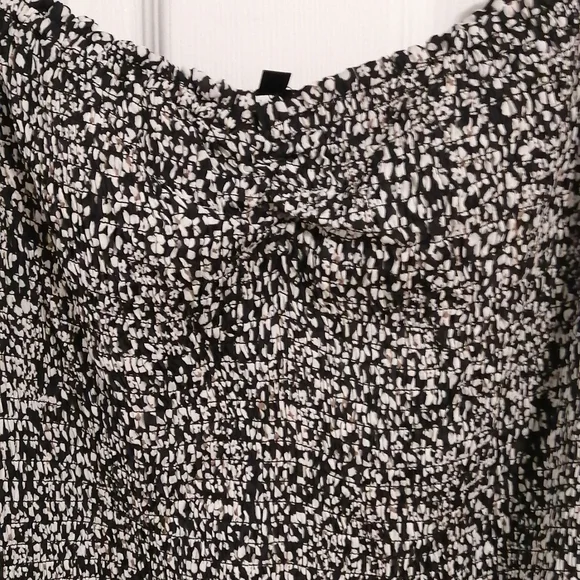 Dynamite Printed Mini Dress - Picture 3 of 9